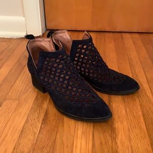 Unique Jeffrey Campell Boots